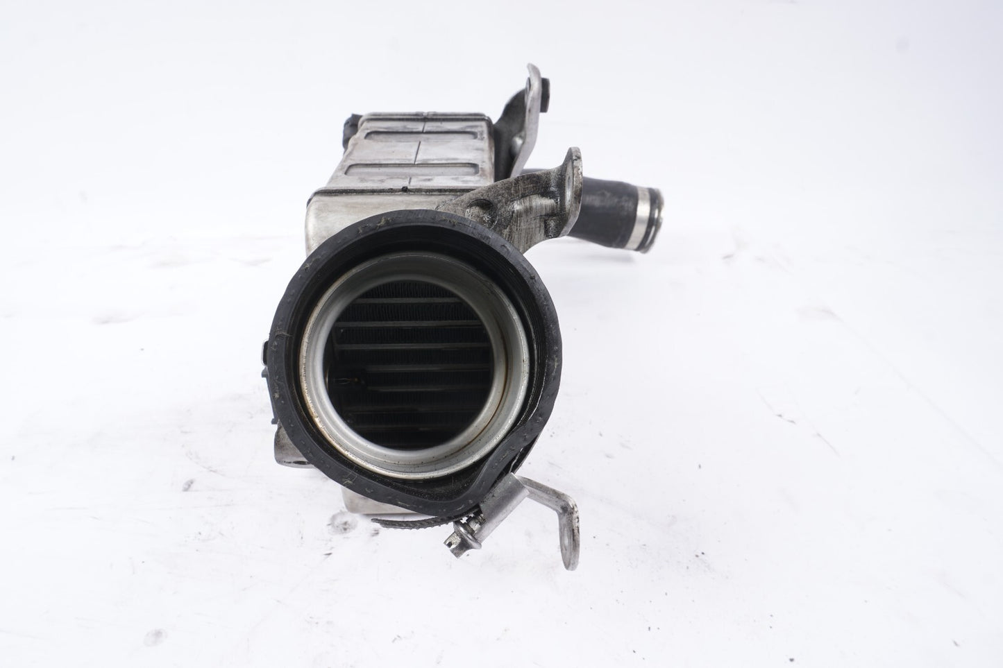 2012 - 2016 BMW 650i 550i 750i 4.4l Intercooler Right Passenger Side OEM