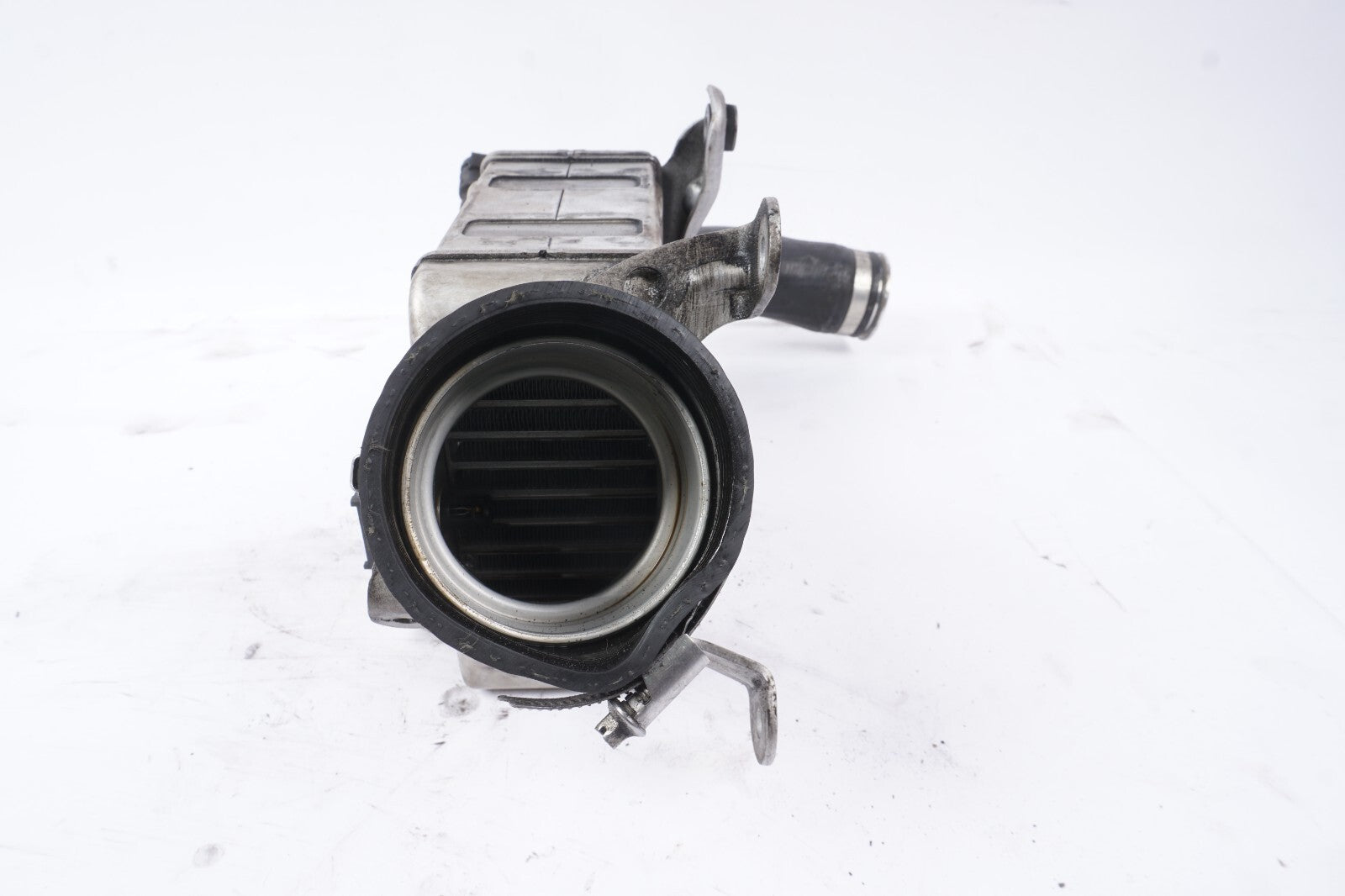 2012 - 2016 BMW 650i 550i 750i 4.4l Intercooler Right Passenger Side OEM