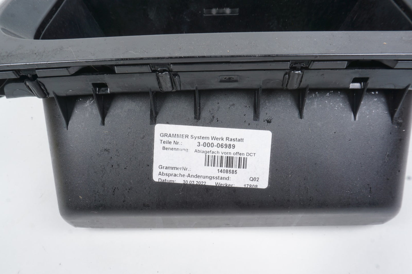 2020 - 2024 MERCEDES GLB250 X247 FRONT CENTER CONSOLE UPPER TRIM COVER PANEL OEM