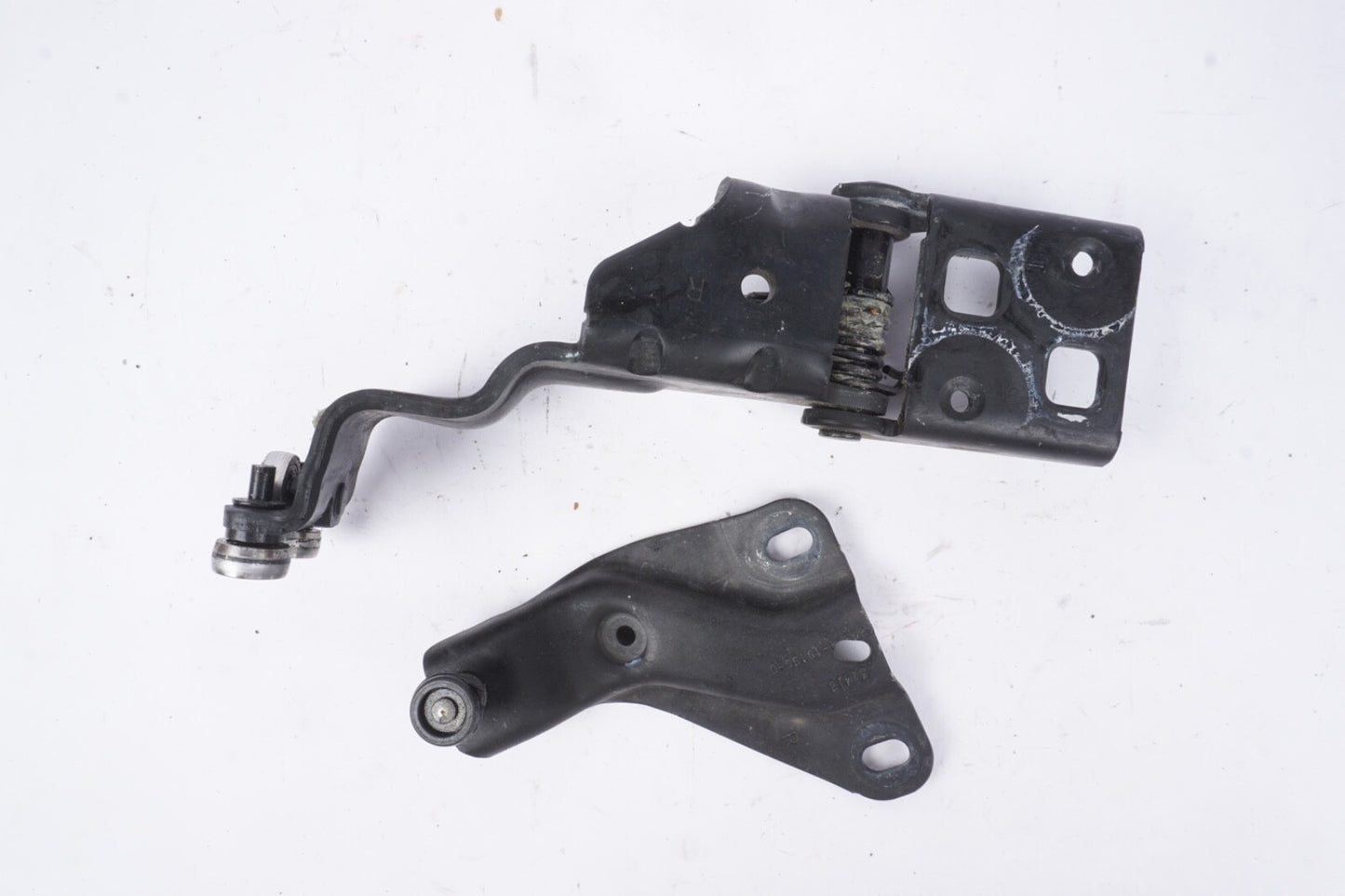 2018-2024 HONDA ODYSSEY REAR RIGHT SIDE SLIDE DOOR CENTER ROLLER HINGE OEM