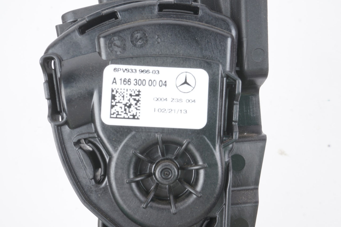 2012-2016 Mercedes ML GL Gas Pedal Accelerator  OEM