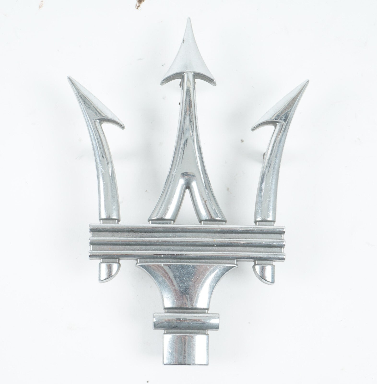 2014 - 2017 MASERATI QUATTROPORTE EMBLEM BAGE OEM