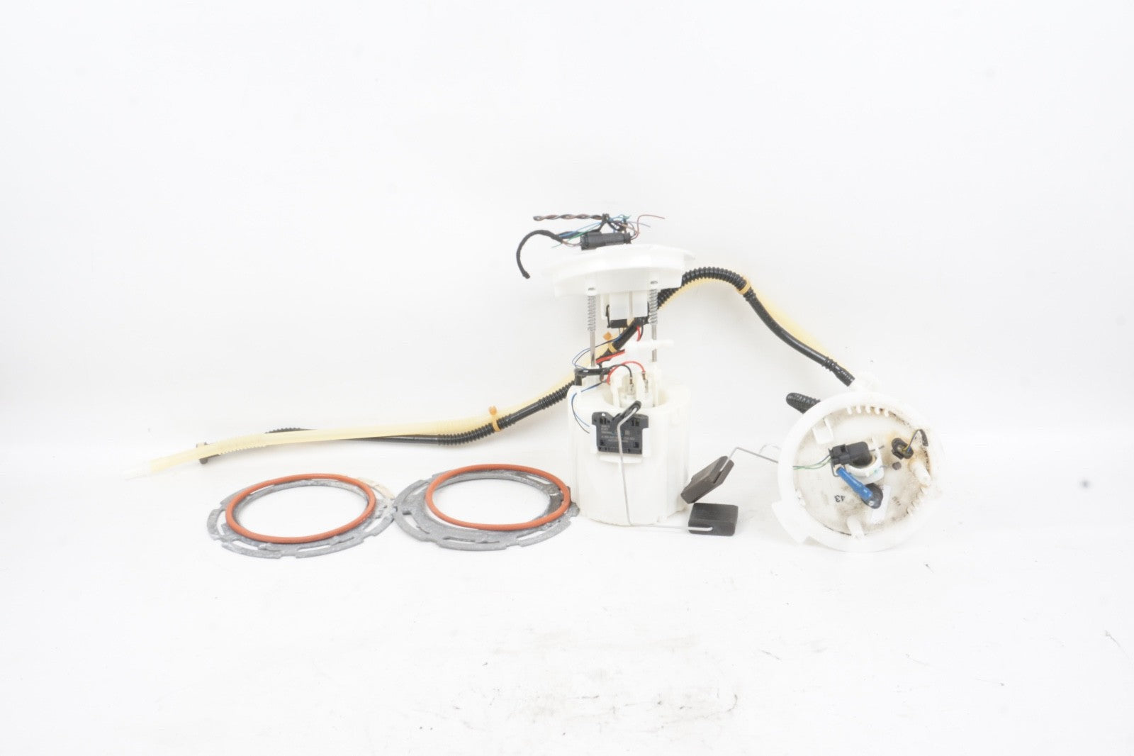 2012 - 2015 Mercedes C250 1.8L Fuel Pump Tank Sending Unit & Level Sensor 36k
