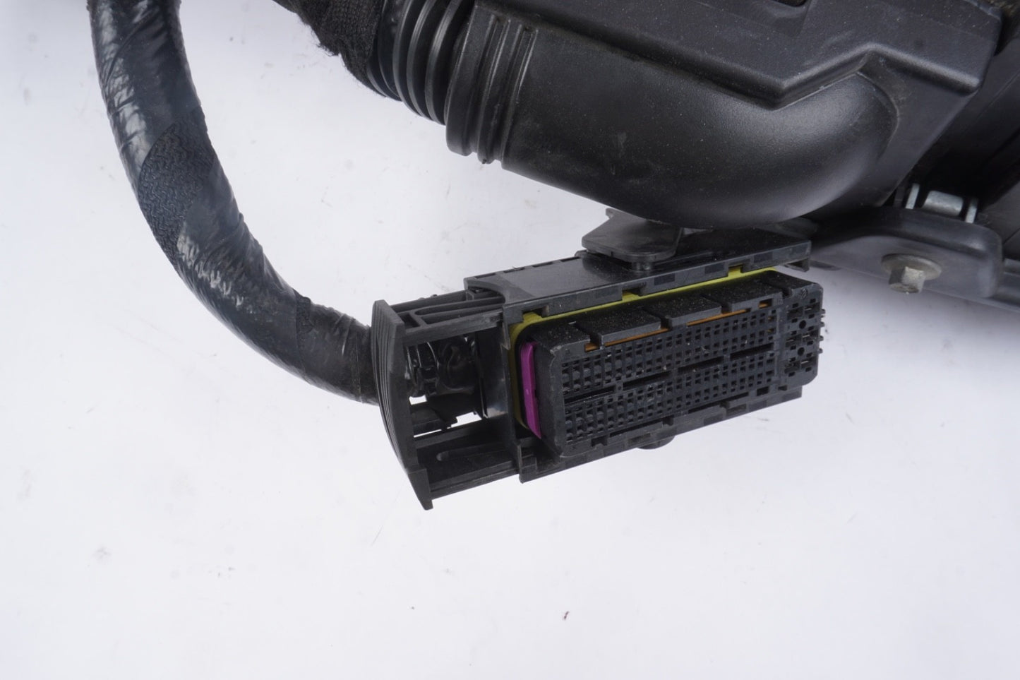 12-17 Fiat 500 Front Fuse Relay Box Under Hood W/ Harness OEM