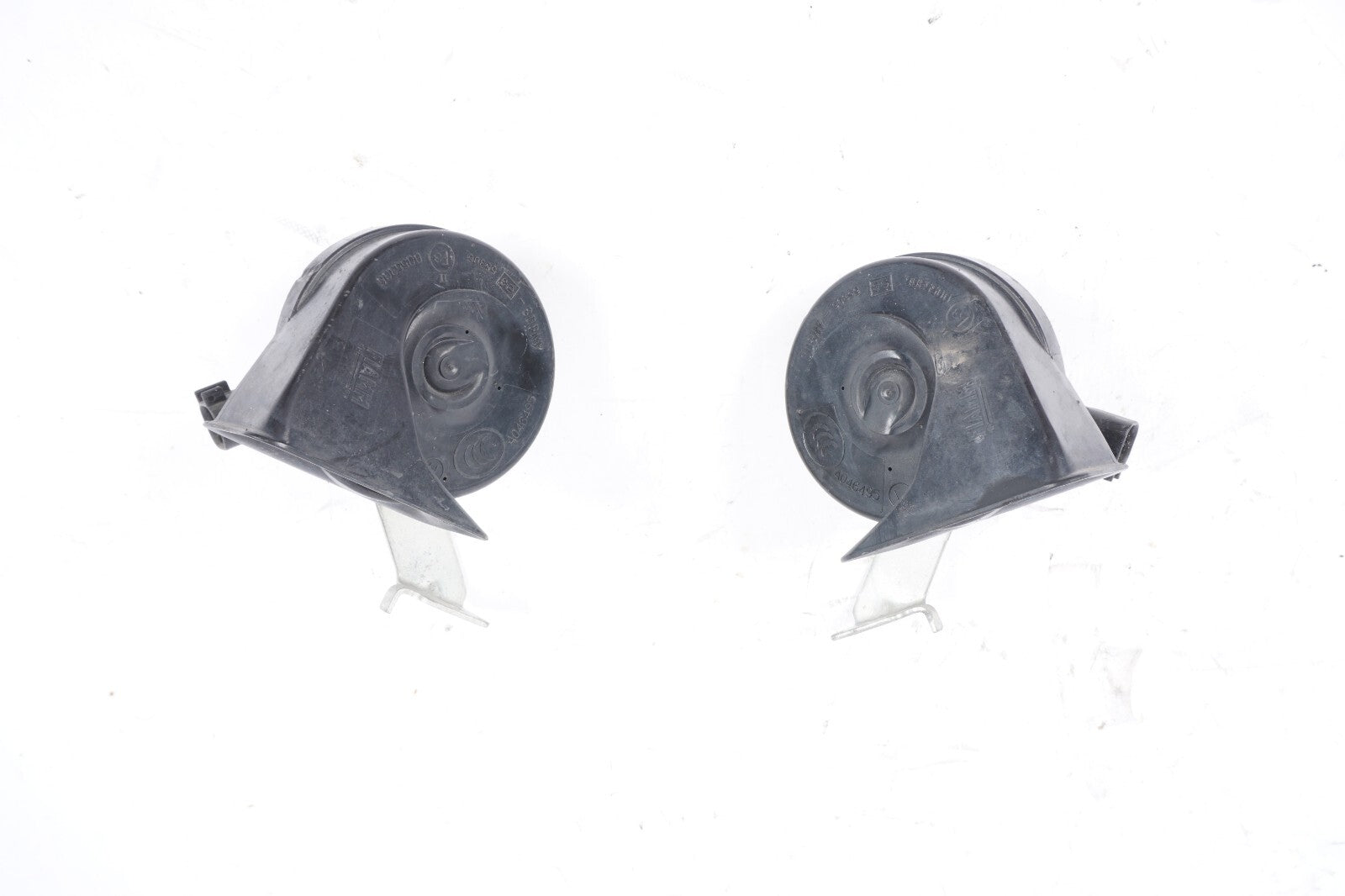 07-13 Chevy Tahoe Suburban Yukon Horn Signal FIAMM  OEM