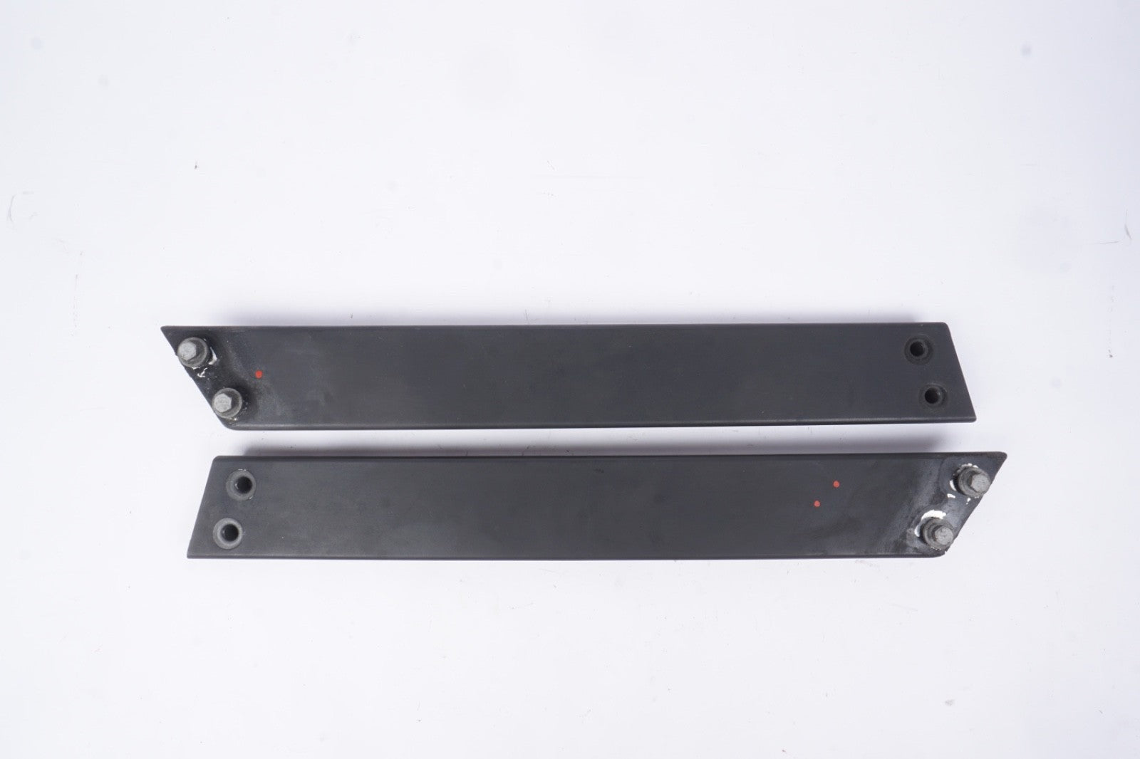 2011 - 2017 Audi A8 D4 2011 Left Right Radiator Support Brace Bracket Set