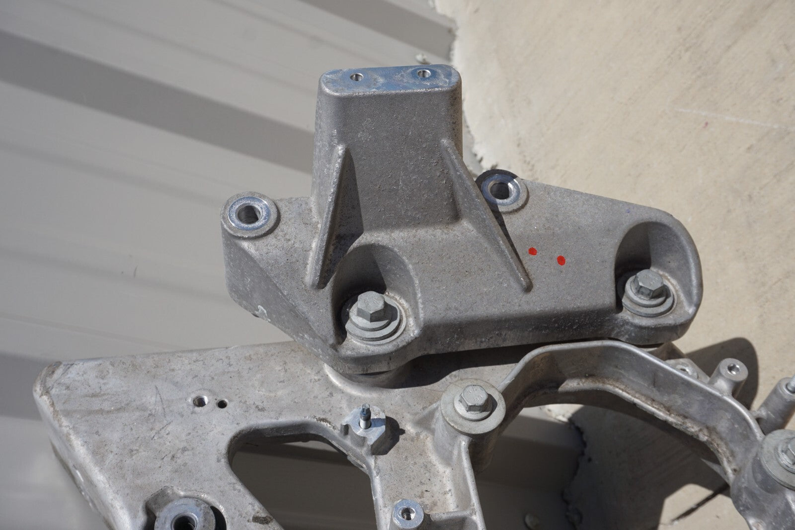 2021 - 2023 Polestar 2 Front Drive Unit Engine Crossmember Subframe 31686305 OEM