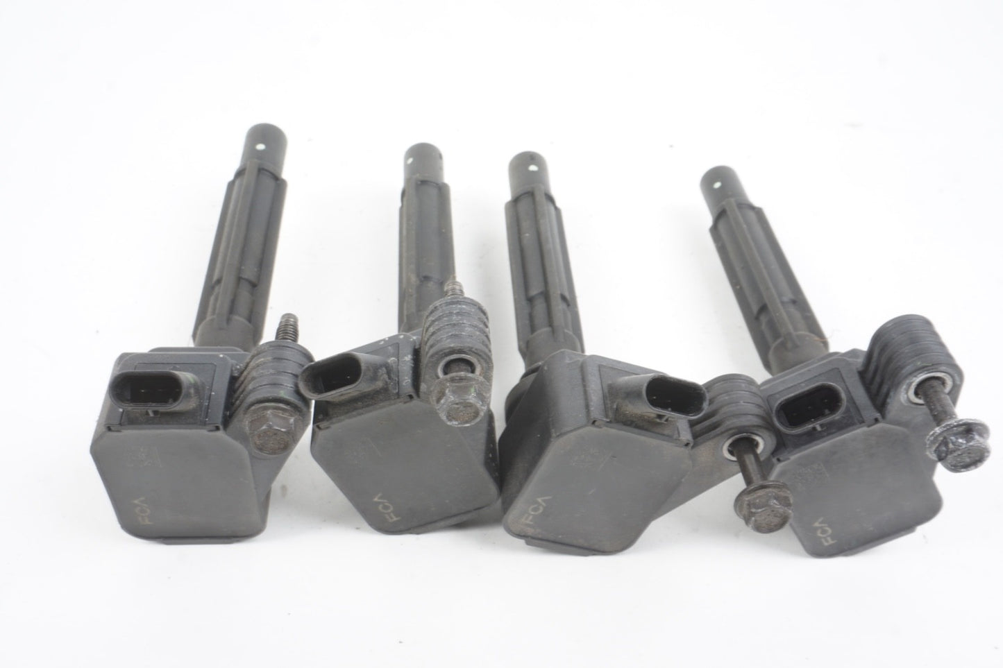2017 - 2023 Alfa Romeo Giulia Stelvio 2.0L Ignition Coil Spark Plug Set Of 4 Oem