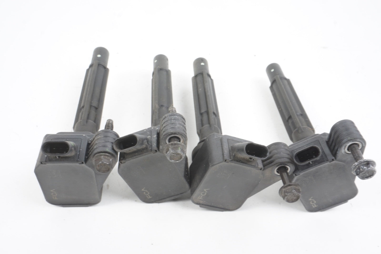 2017 - 2023 Alfa Romeo Giulia Stelvio 2.0L Ignition Coil Spark Plug Set Of 4 Oem