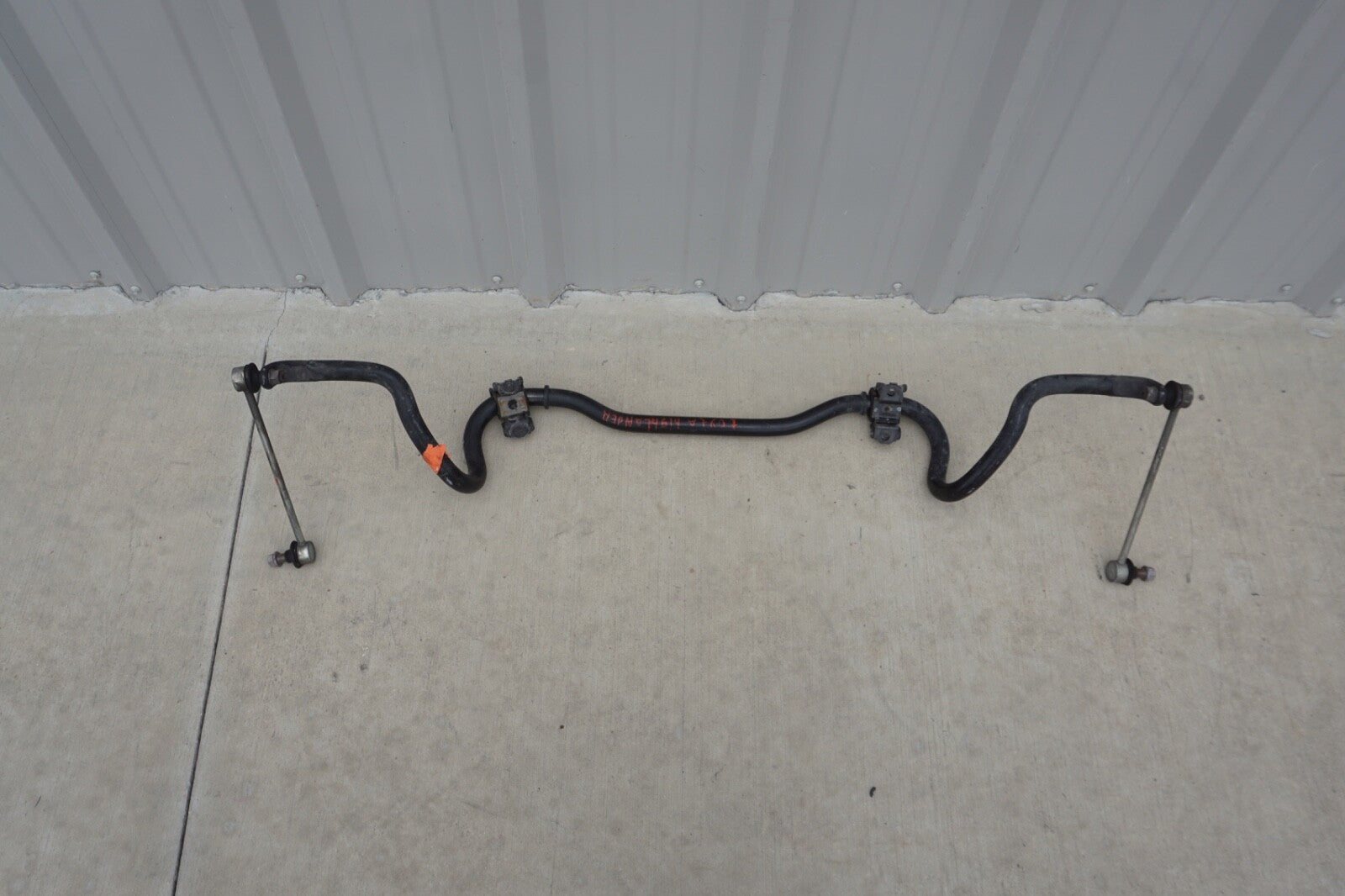 TOYOTA HIGHLANDER FWD FRONT STABILIZER SWAY ANTI ROLL BAR OEM 2014 - 2019