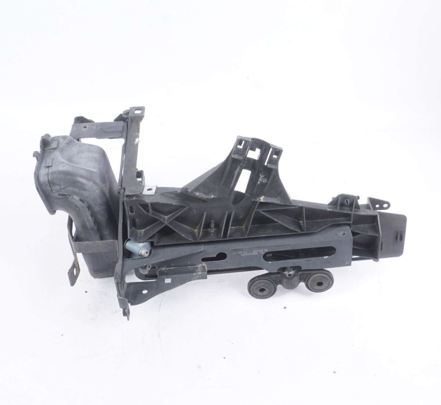 2008-2012 BMW 750I Right Front Panel Headlight Mounting Bracket  7033732 OEM