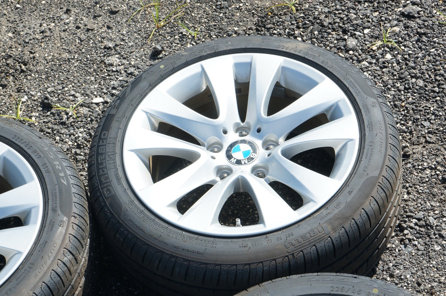 2007 - 2013 BMW 335i  328i CONVERTIBLE COUPE SET OF WHEEL AND TIRES 225/45 R17