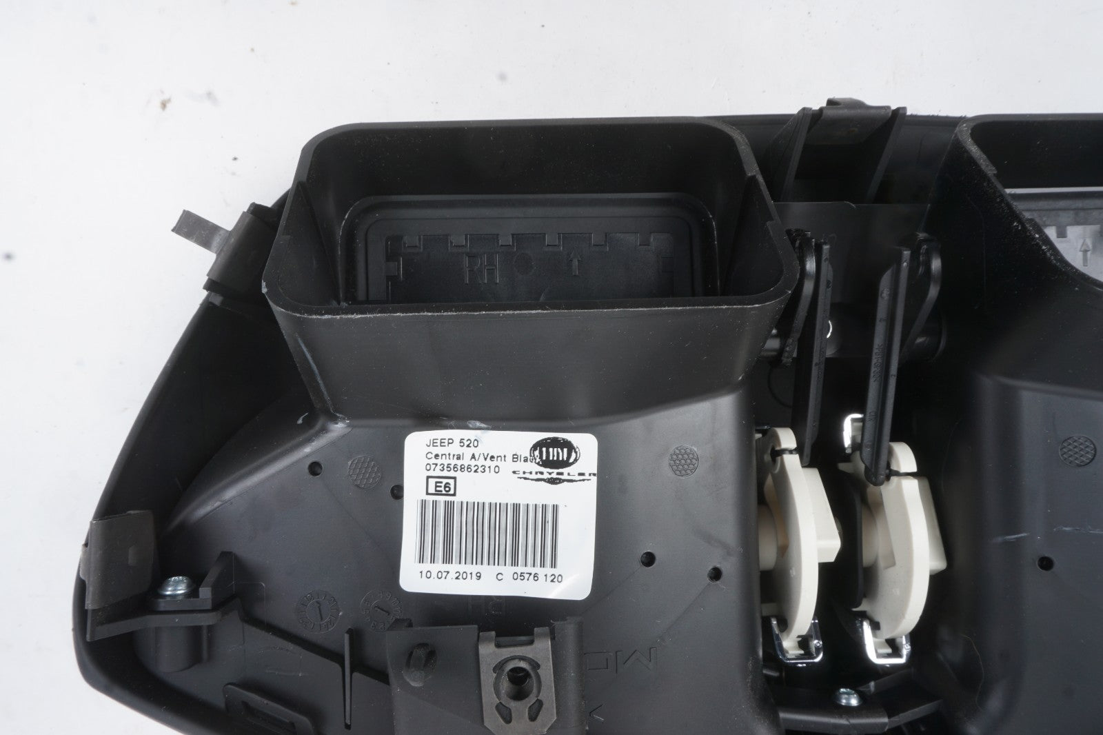 2018-2023 Jeep Renegade Center Dash Dual AC Vent Bezel Trim Panel  OEM