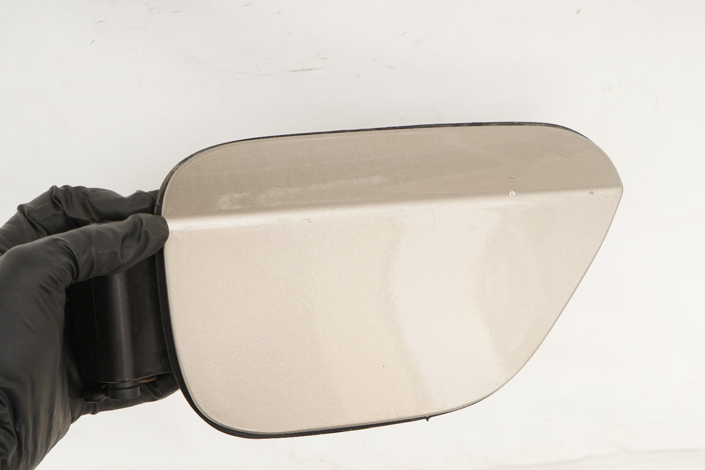 2007-2013 BMW 335i 328I E93 CONVERTIBLE GAS FUEL TANK DOOR W/ CAP OEM