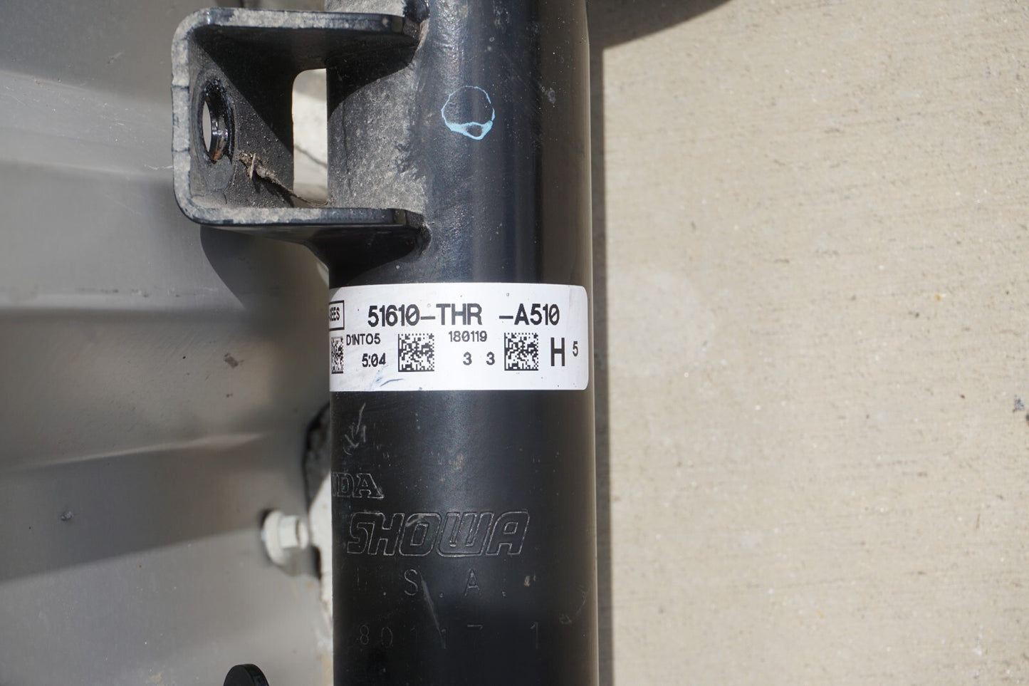 18 - 25 Honda Odyssey Front Right Passenger Shock Strut Absorber OEM