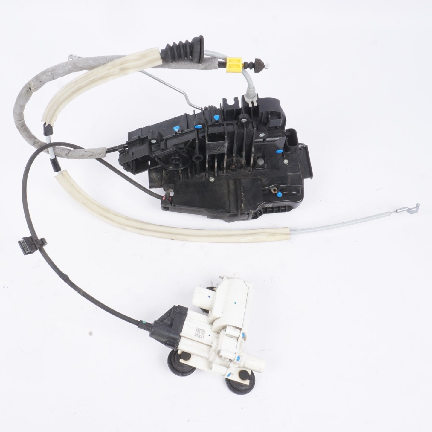 14-17 Mercedes W222 S550 S600 S450 Front Left Door Lock Latch Actuator Keyless