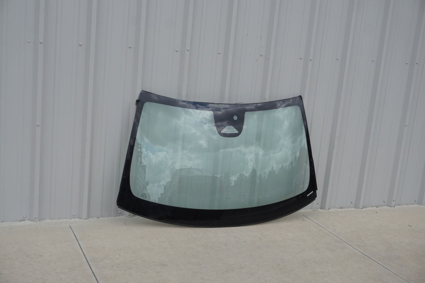 2021 - 2023 POLESTAR 2 WINDSHIELD GLASS