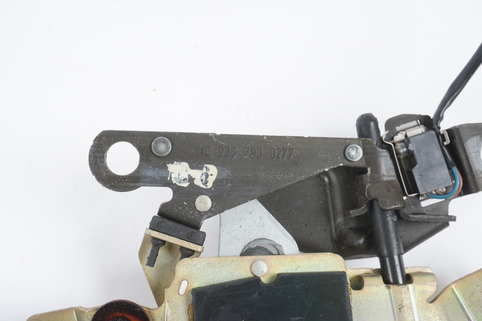 03-08 MERCEDES R230 CONVERTIBLE TOP ROOF STRIKER LOCK LATCH CATCH SET OEM