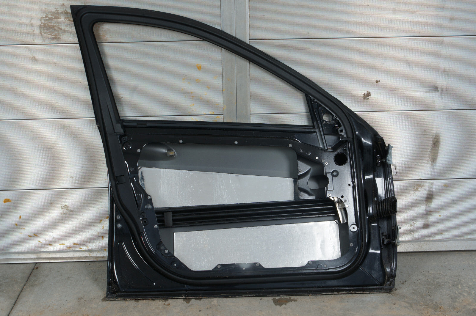 2007 - 2013 MERCEDES-BENZ S550 FRONT LEFT DRIVER SIDE DOOR SHELL OEM