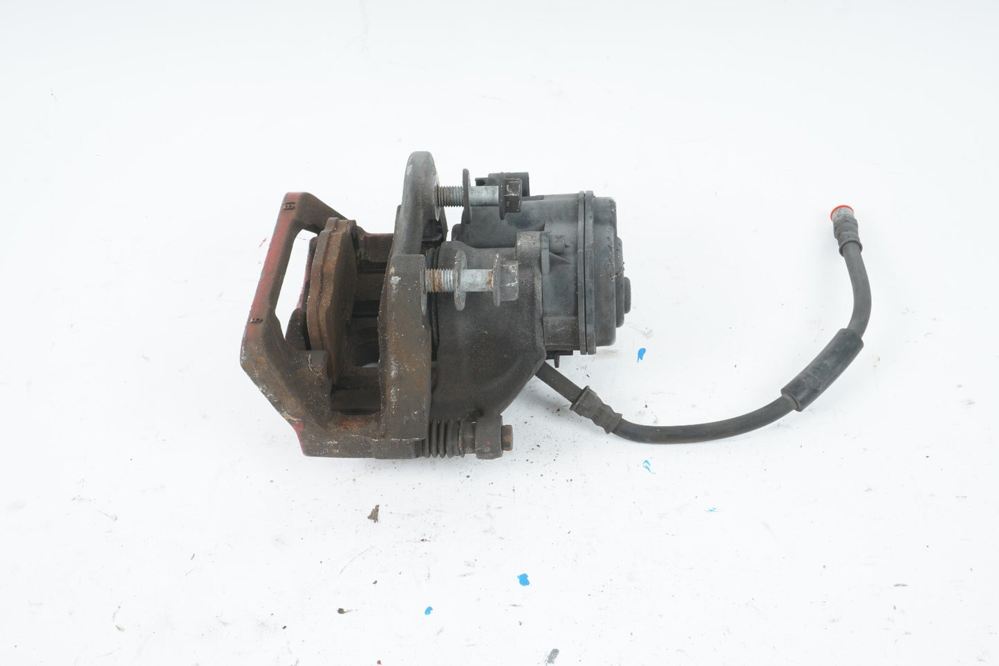 2012 - 2016 BMW 650i RWD BRAKE CALIPER REAR RIGHT PASSENGER SIDE OEM