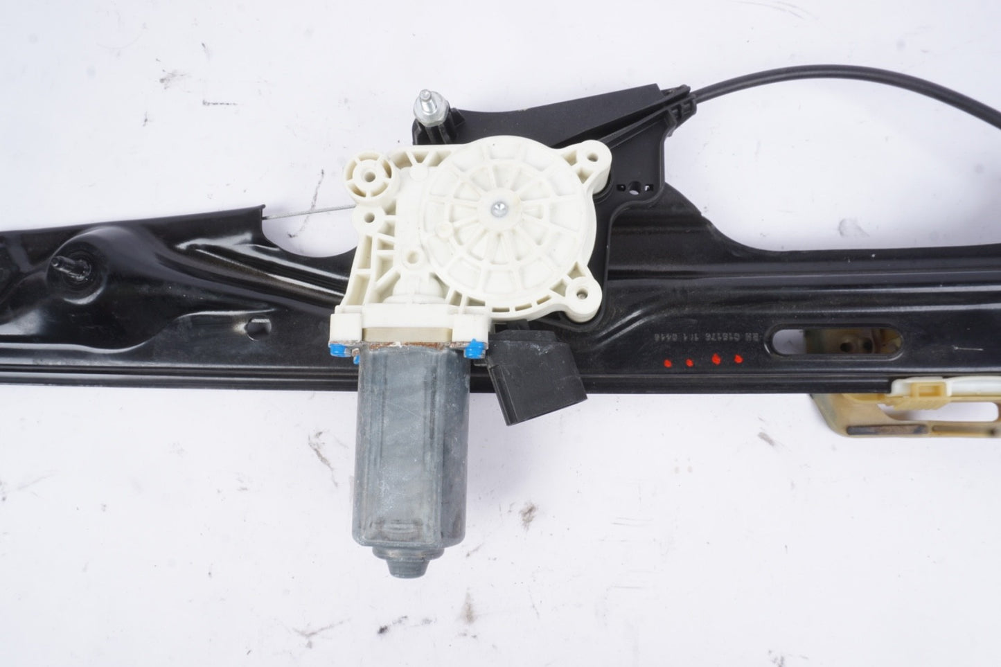 2011 - 2017 BMW F25 X3 REAR RIGHT DOOR WINDOW REGULATOR W MOTOR