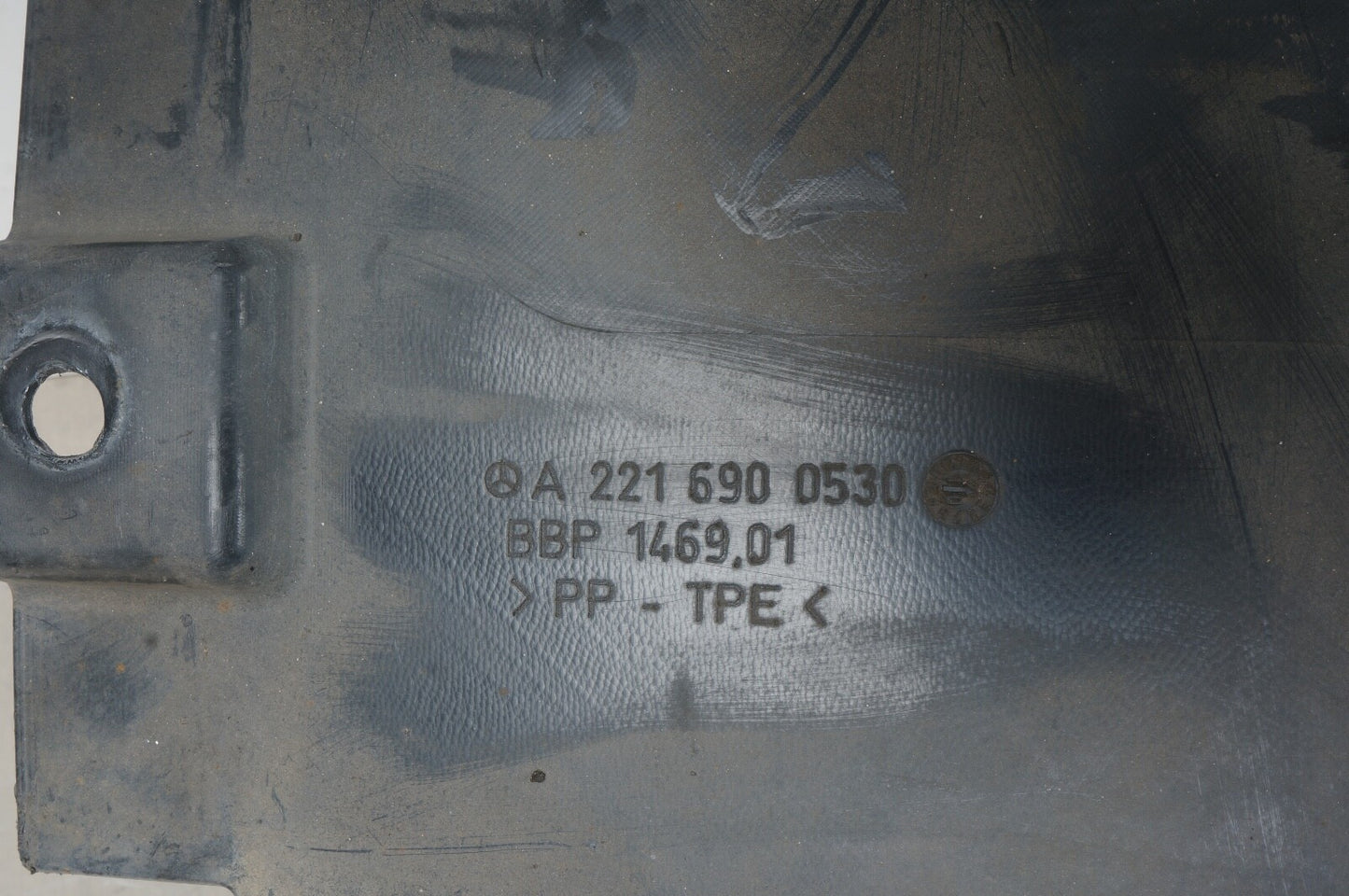 07-13 MERCEDES S550 W221 FRONT LEFT FENDER LINER SPLASH GUARD SHIELD REAR OEM