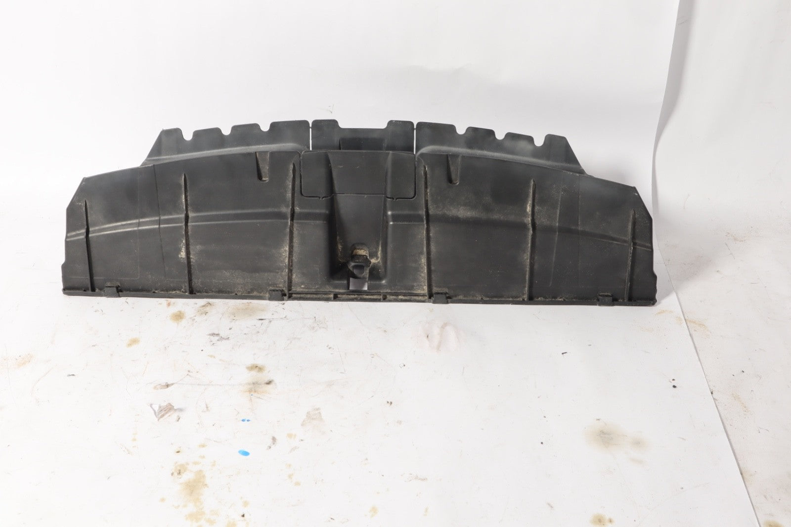 2012 - 2019 BMW 650I F06 F12 F13 AIR DUCT CHANNEL INLET SHUTTER RADIATOR OEM