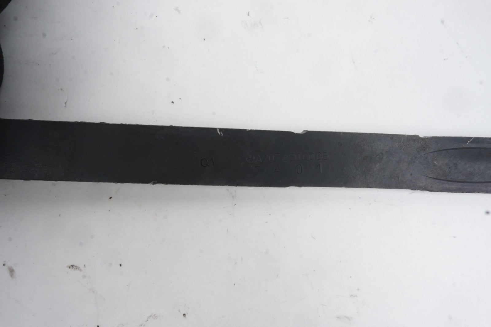 MERCEDES-BENZ C E RIGHT LEFT RADIATOR SUPPORT A2076200585 A2076200085