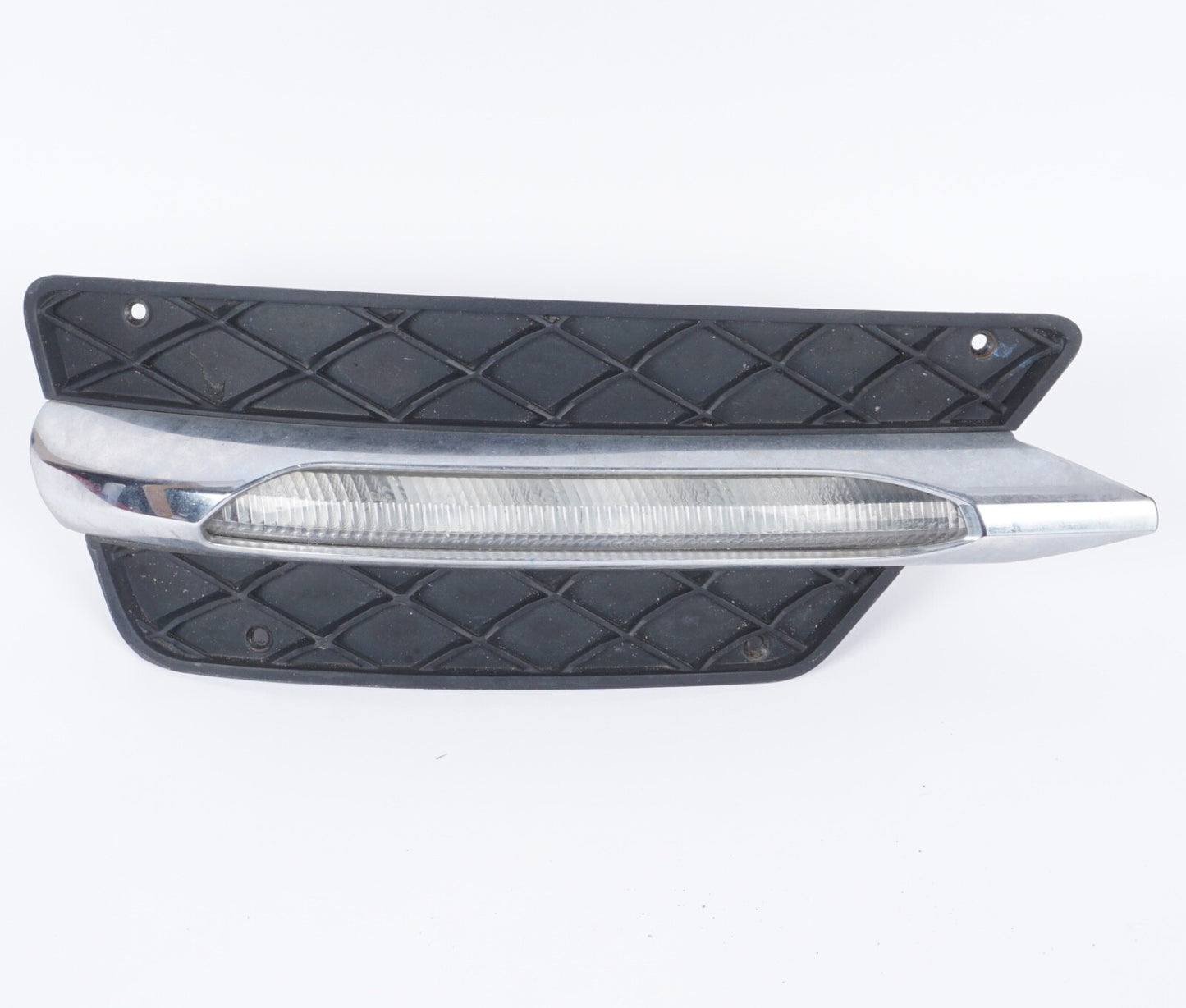12 13 14 Mercedes W204 C250 C300 Right RH LED Daytime Running Light Fog Lamp