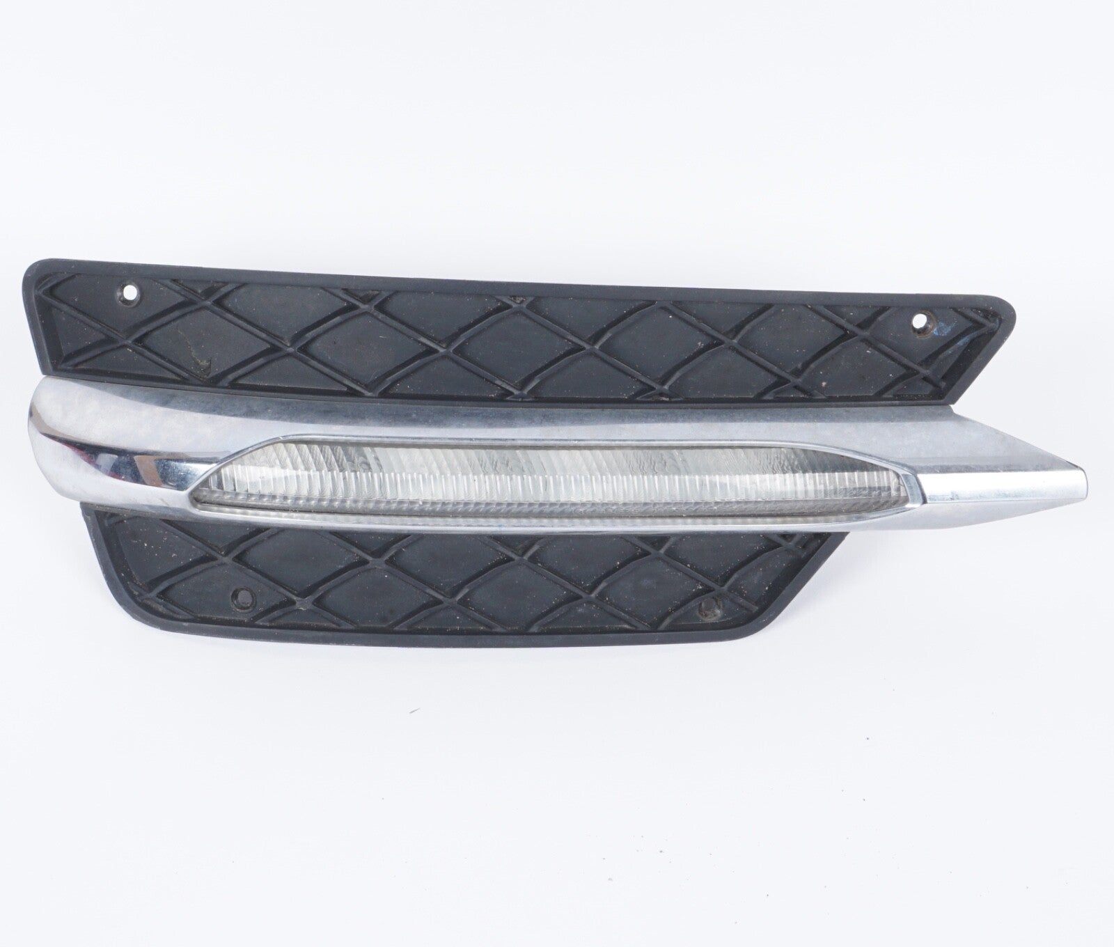 12 13 14 Mercedes W204 C250 C300 Right RH LED Daytime Running Light Fog Lamp