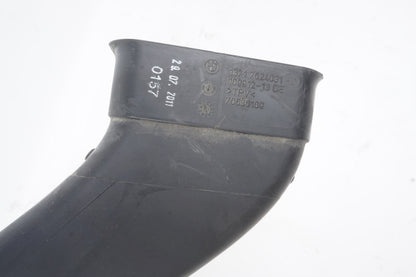 2012-2015 BMW F06 650i 4.4L Gas Left Side Air Intake Duct Tube 7624031-01 OEM