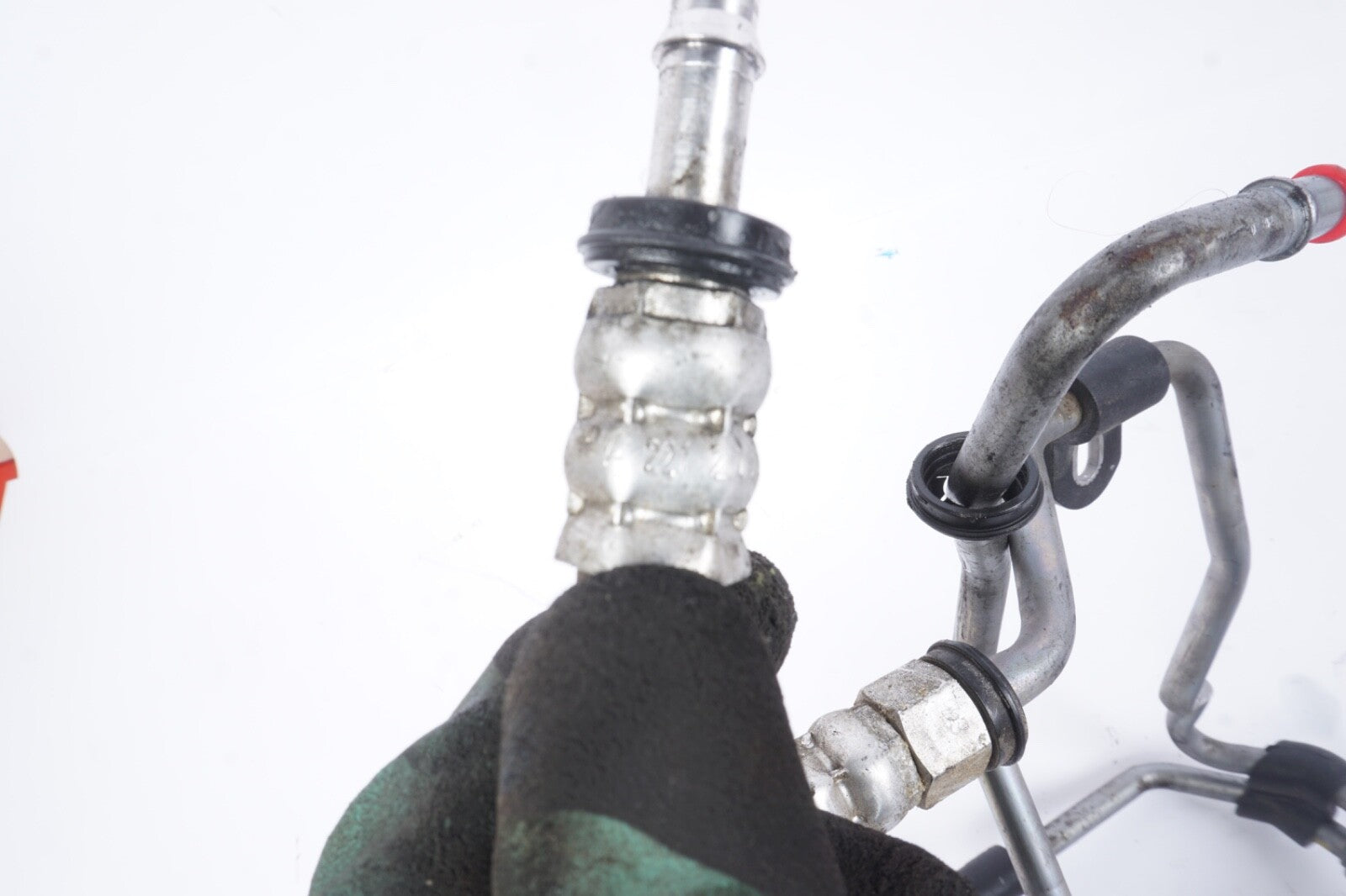 2007 - 2009 Mercedes Benz S Class W221 5.5L Hose Tube Pipe Oil Cooler
