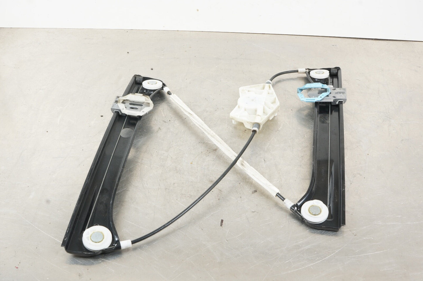 07-13 Mercedes W221 S550 Front Left Driver Window Regulator 2217200146