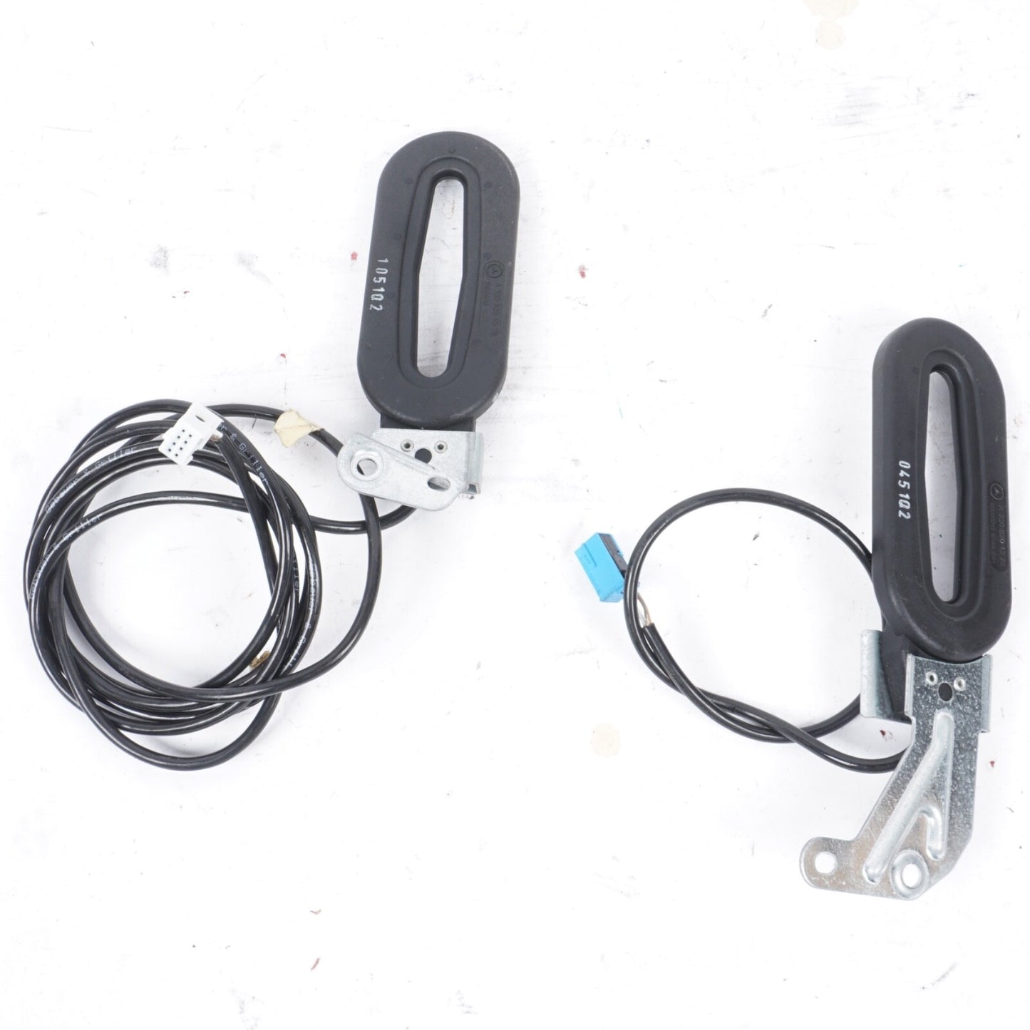 04-06 Mercedes R230 SL500 SL55 AMG Keyless Go Entry Antenna Set of 2 OEM