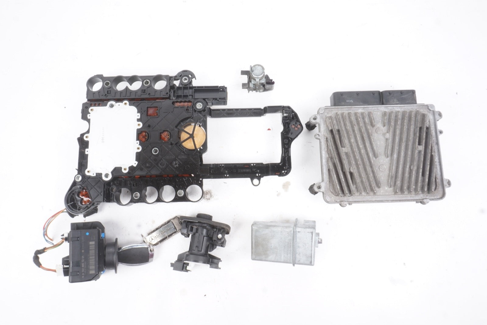 2010 - 2013 Mercedes W207 E350 ECM TCM Ignition Lock Set OEM