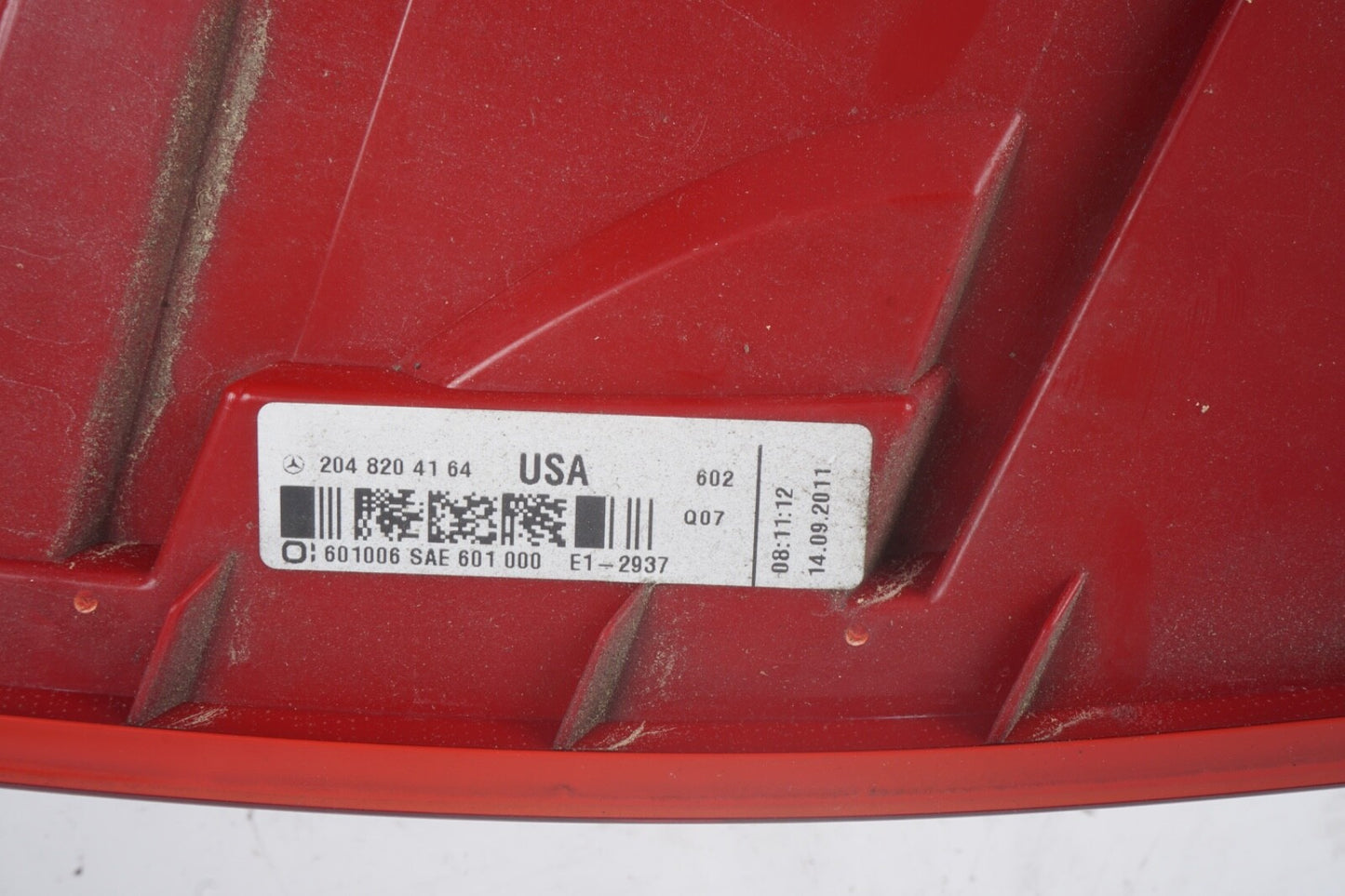 12-14 Mercedes W204 C250 C300 C350 Tail Light Lamp LED Right Passenger Side OEM