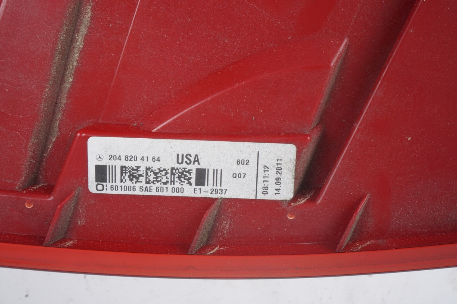 12-14 Mercedes W204 C250 C300 C350 Tail Light Lamp LED Right Passenger Side OEM