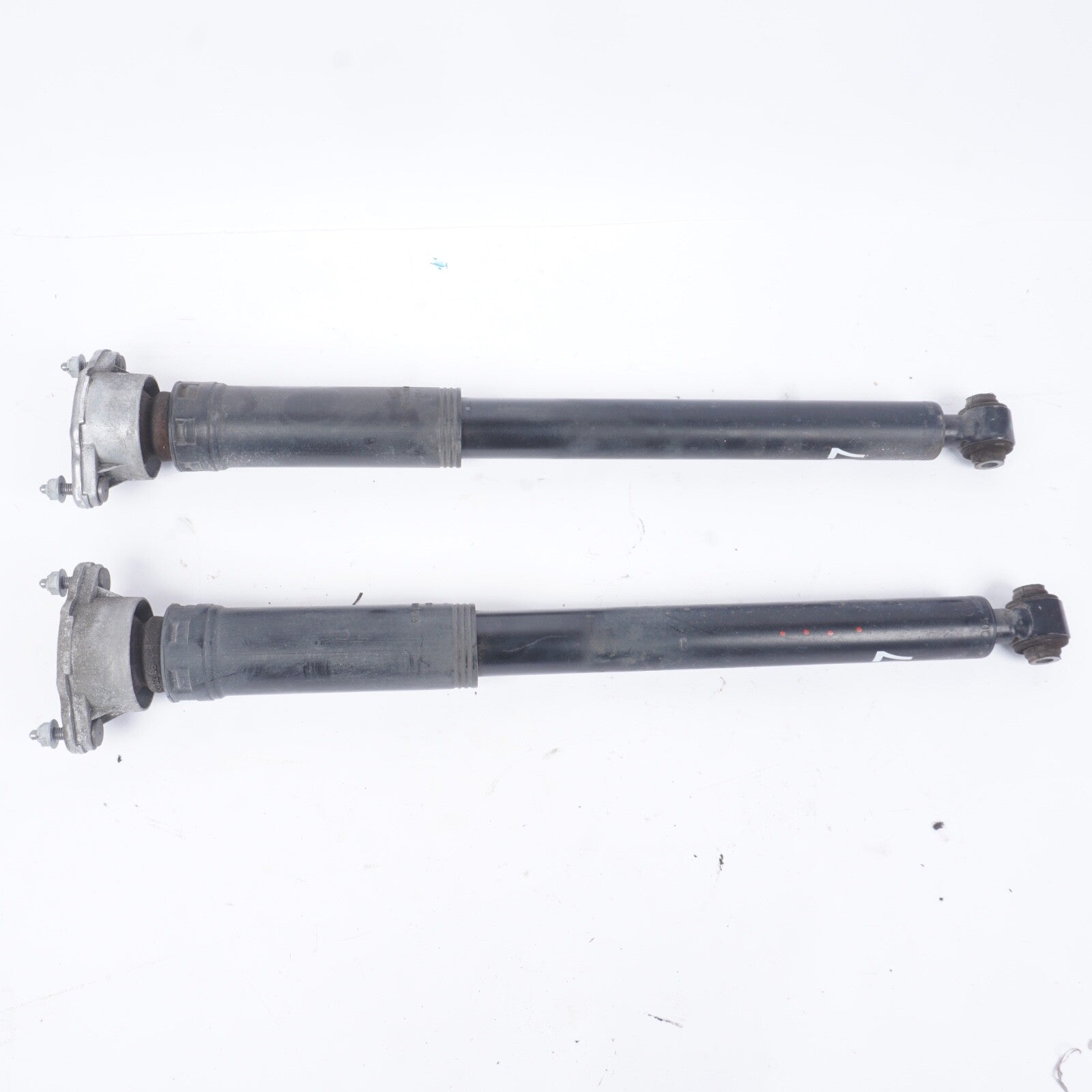 08-14 Mercedes W204 C300 C350 E350 Rear Left And Right Shock Strut Absorber Set