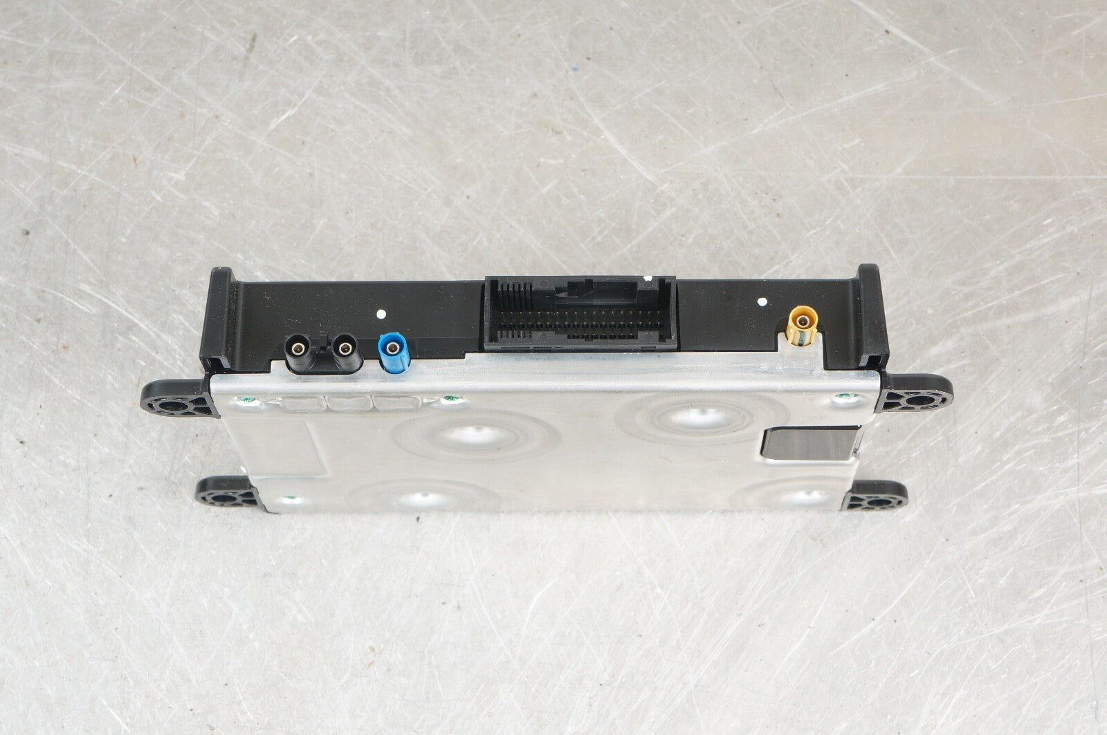 Mercedes W204 C250 ML550 E350 C63 AMG Tele Aid Control Module 2319002203 OEM