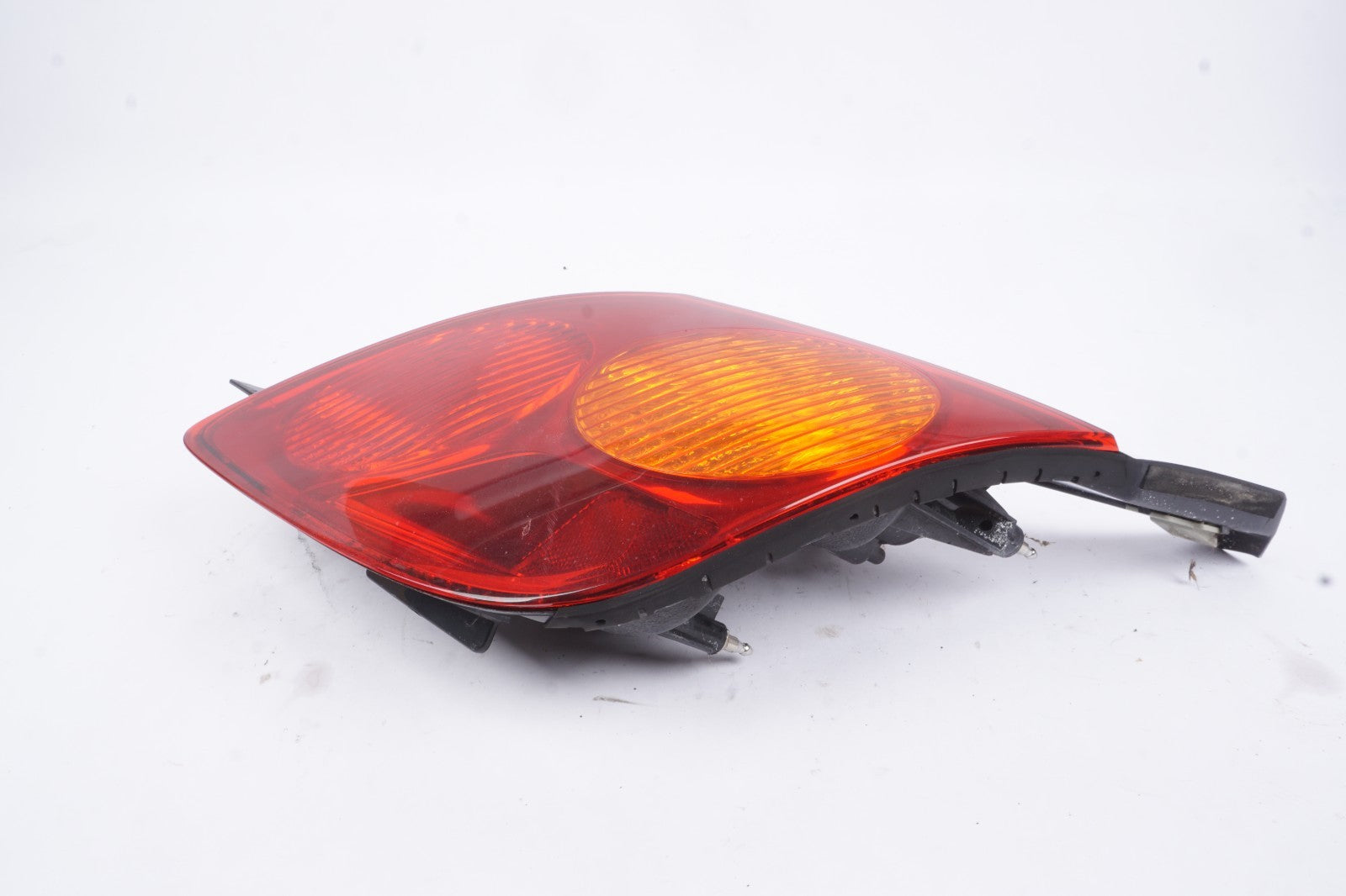 2002 - 2005 LEXUS SC430 TAIL LIGHT TAIL LAMP QUARTER RIGHT OEM