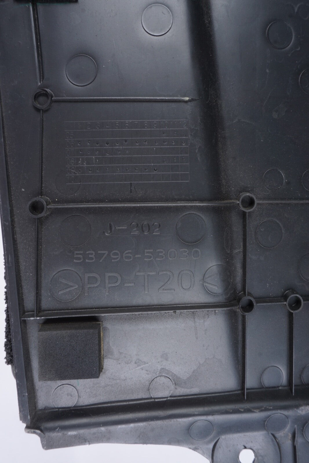06-15 Lexus IS250 IS350 ISC ENGINE ROOM LEFT SIDE COVER  LH OEM 53796-53030