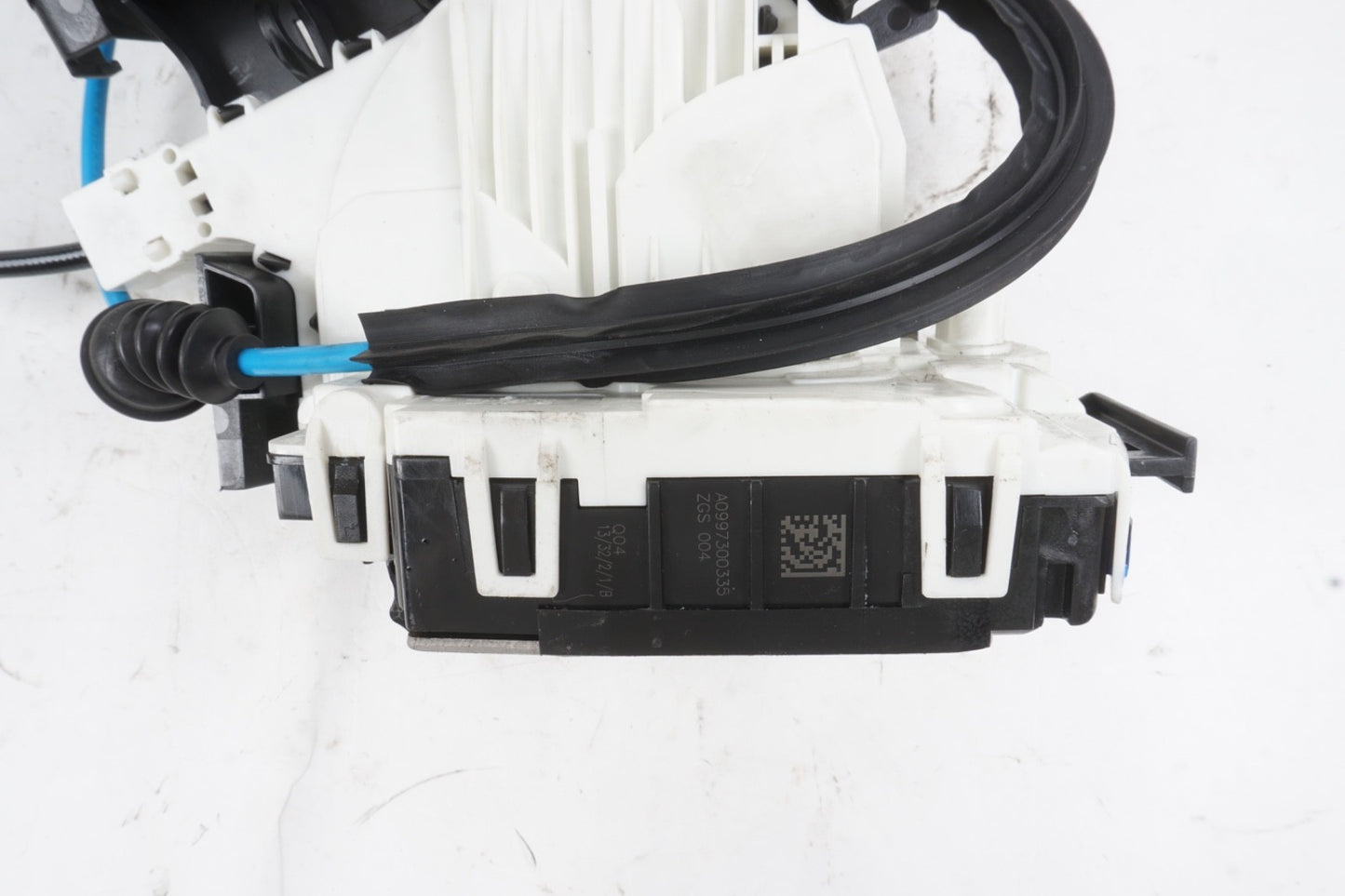 2008 - 2014 Mercedes C300 C350 C63 Rear Left Side Door Lock Latch Actuator OEM