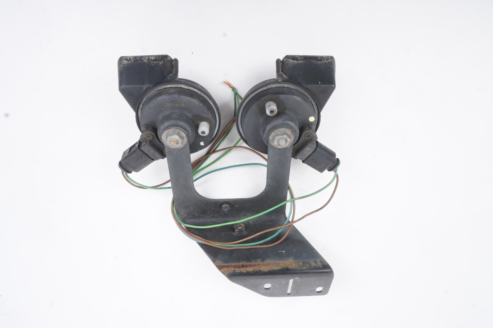 2005 - 2011 Audi A6 Right And Left Horn Signal Hight Tone OEM