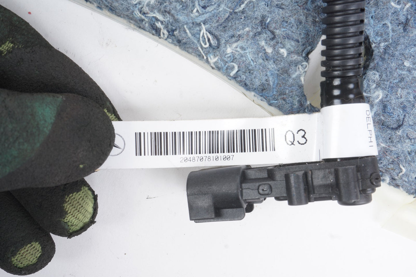 08-11 Mercedes W204 C300 C350 Seat Occupancy Sensor Mat 2048707810 OEM