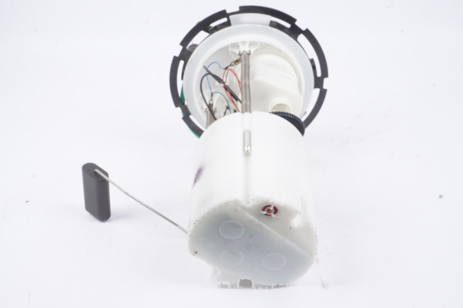10 - 15 Mercedes W207 E350 Gas Fuel Pump OEM