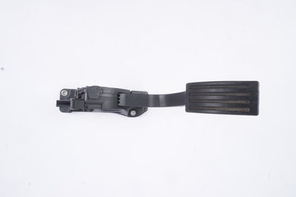2015 - 2018 FORD FOCUS GAS PEDAL ACCELERATOR OEM EV61-9F836-AA