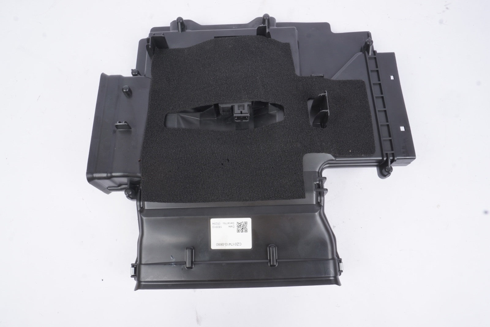 2014-2020 MERCEDES S550 W222 FRONT RIGHT UNDER SEAT LOWER AIR VENT DUCT OEM