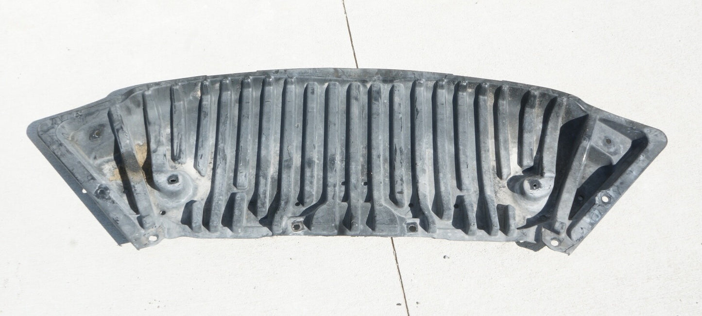 2008 - 2014 MERCEDES C200 C250 C300 C350 Engine Front Lower Mud Flap Splash Guar