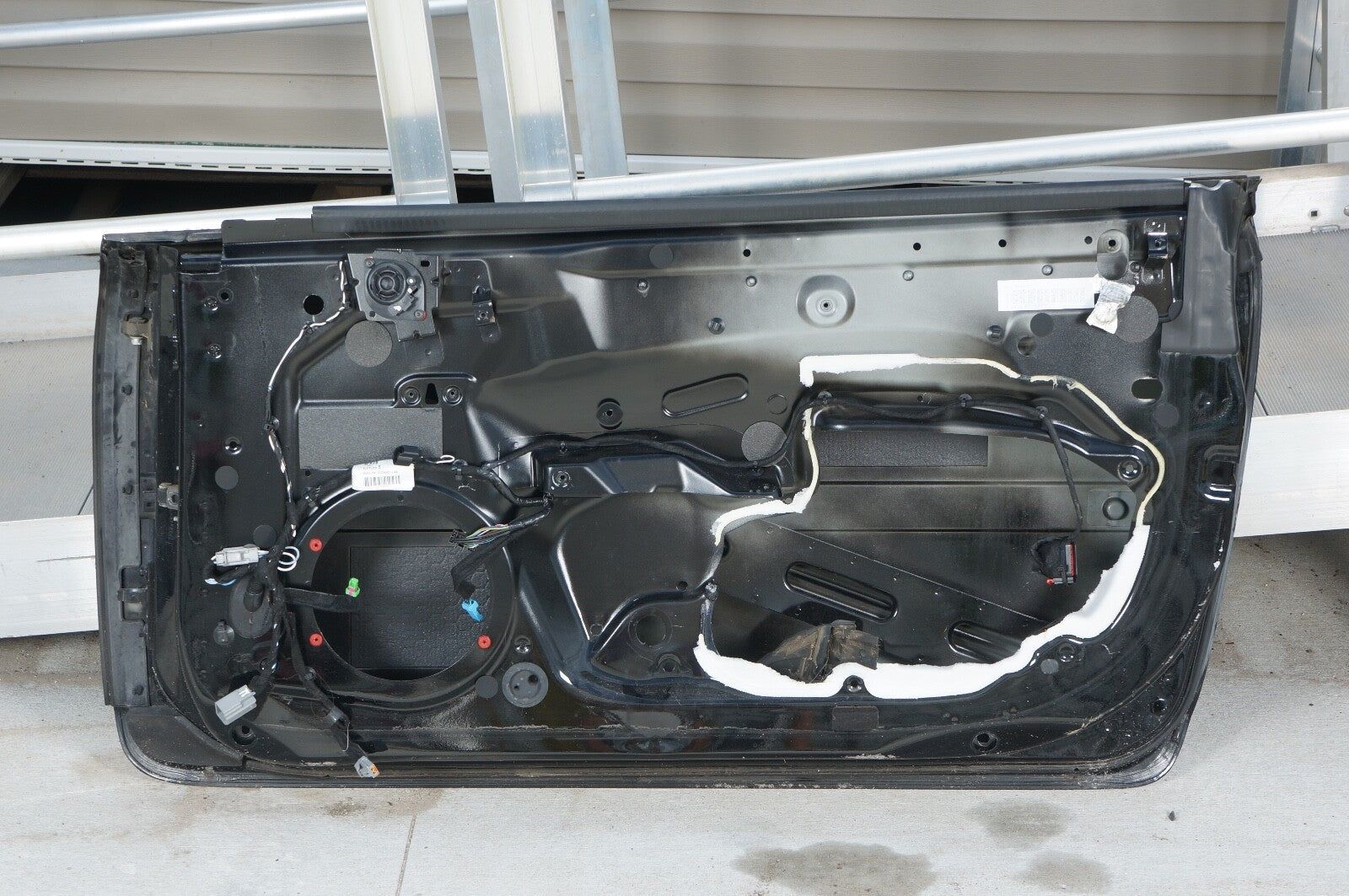 06-13 VOLVO C70 FRONT RIGHT DOOR SHELL BLACK DOOR SHELL OEM