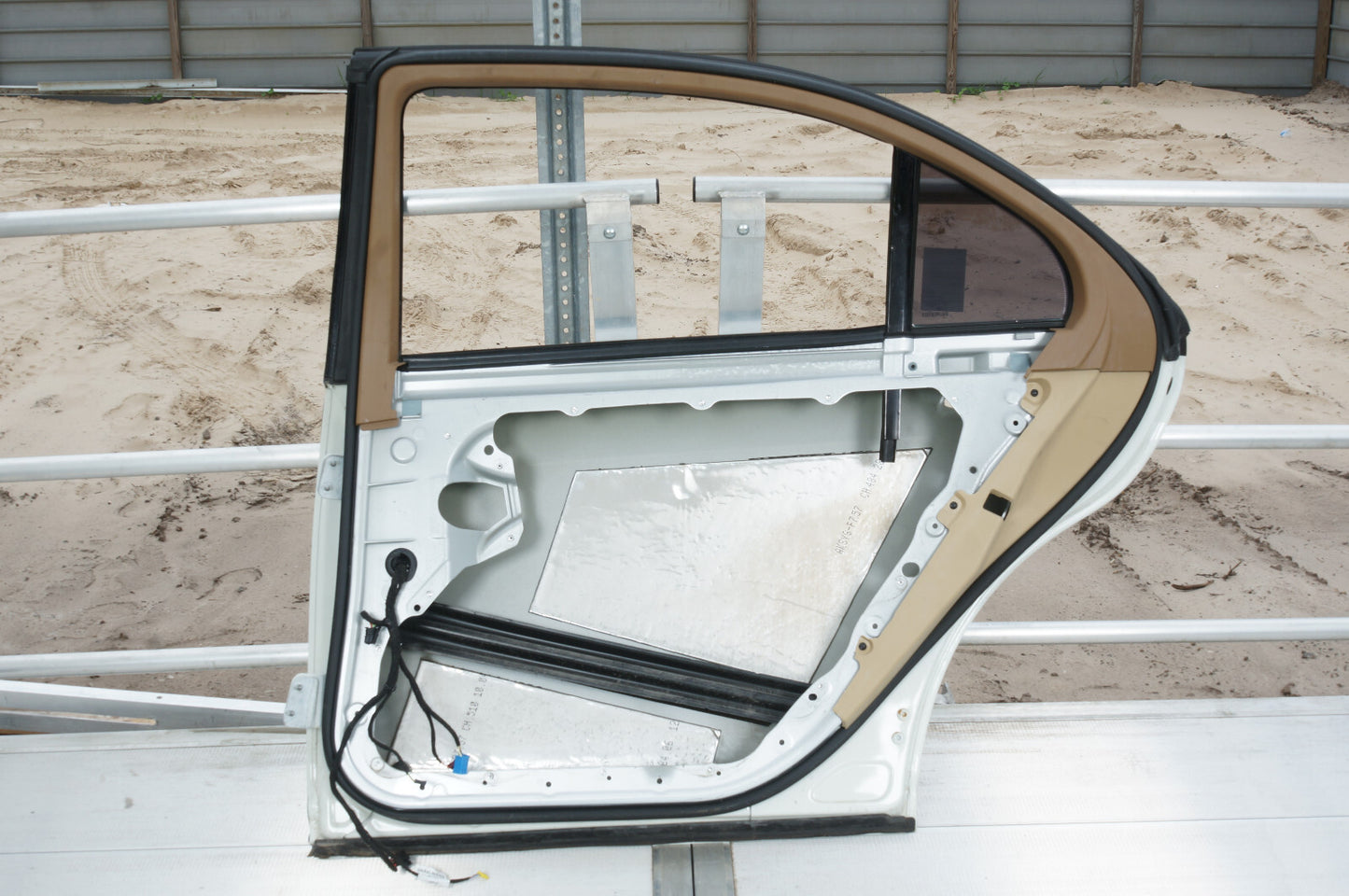 07 - 13 MERCEDES-BENZ S550 W221 REAR RIGHT PASSENGER SIDE DOOR SHELL OEM
